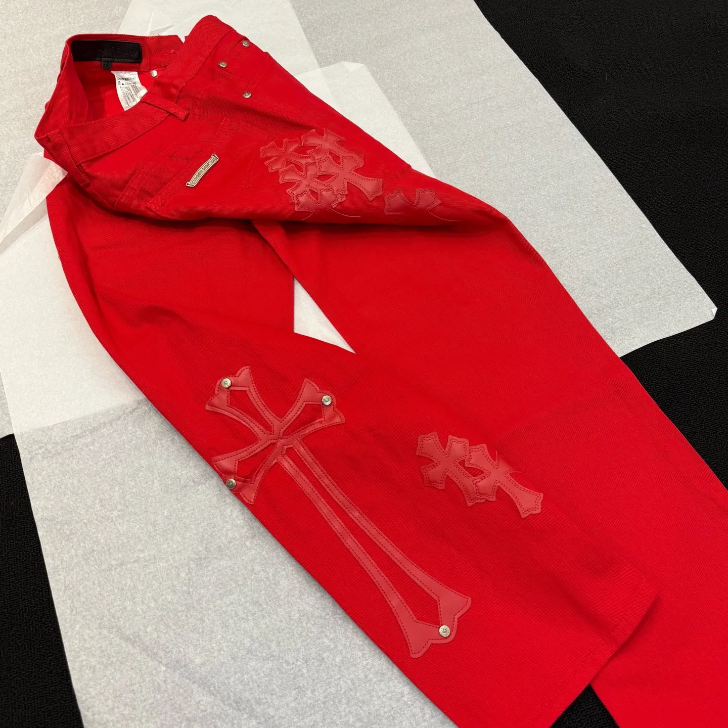 P280 Style number: D372 Chrome Hearts CH limited edition red leather jeans Color: Red Size: S M L